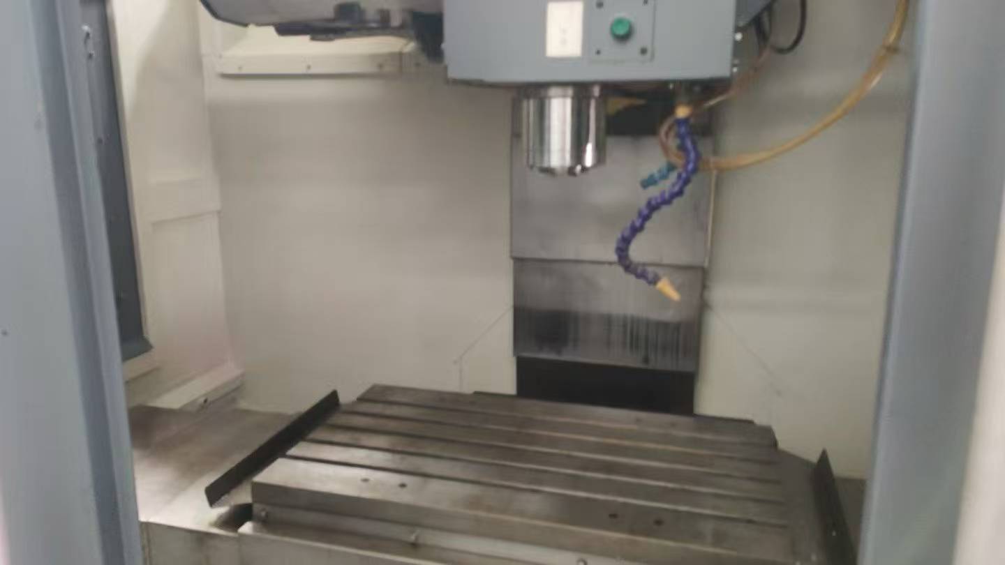 Used Taiwan Jingxi 750 Three Linear Guideway Machine photo 3