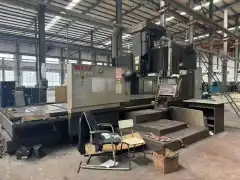 Used Taiwan Wei Li 4-Meter Gantry Milling Machine with Vertical/Horizontal Tool Magazine and Automatic Milling Head with Head Magazine photo 3