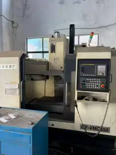 Used Vertical Machining Center Yunnan 850 photo 1