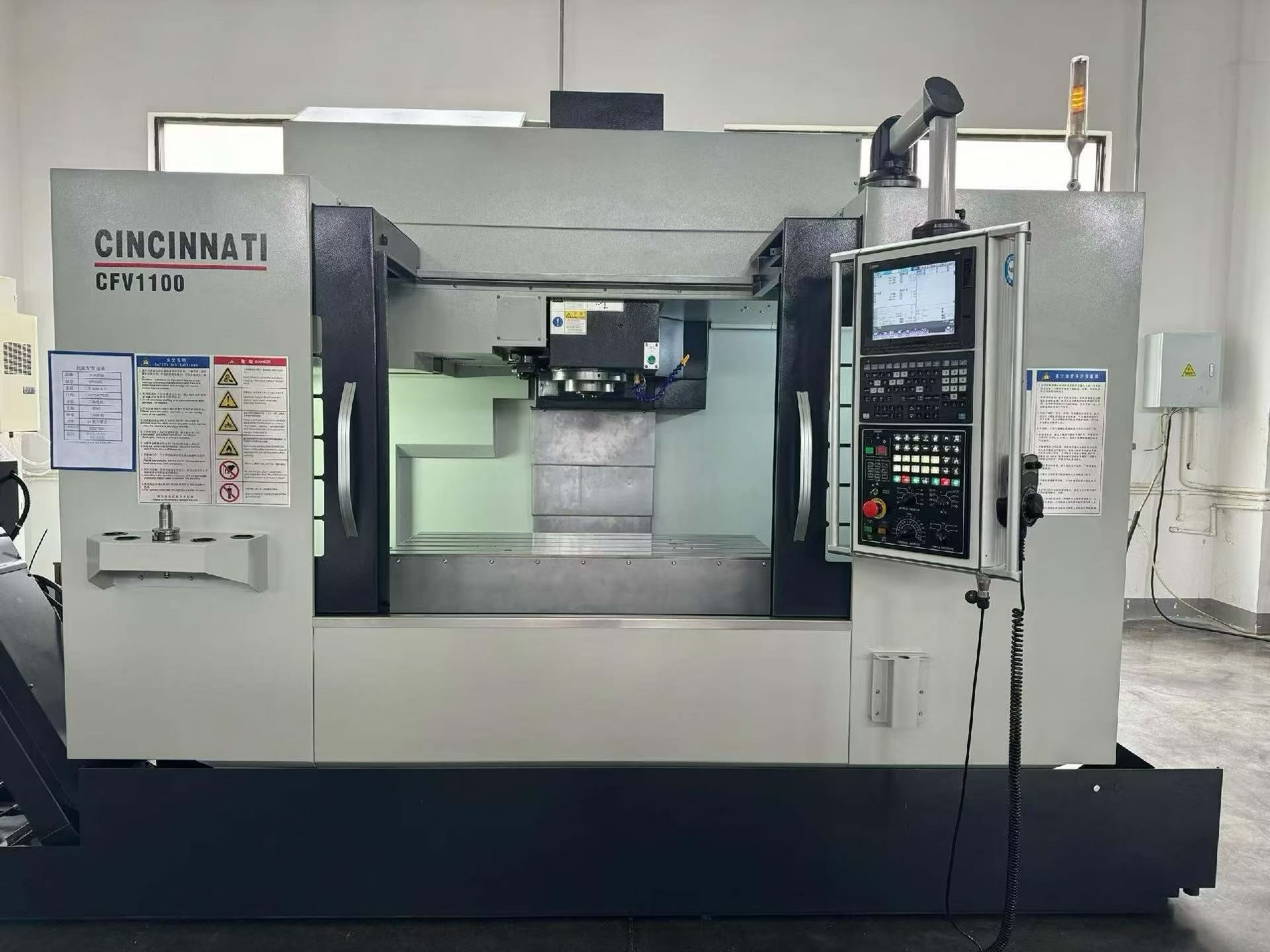 Used Cincinnati CFV 1100 High-Speed Vertical Machining Center photo 3