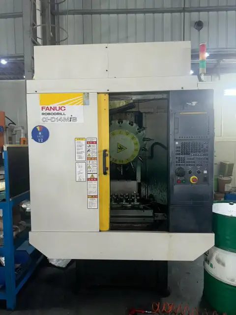 FANUC D 14 MiB Vertical Machining Center Bekas