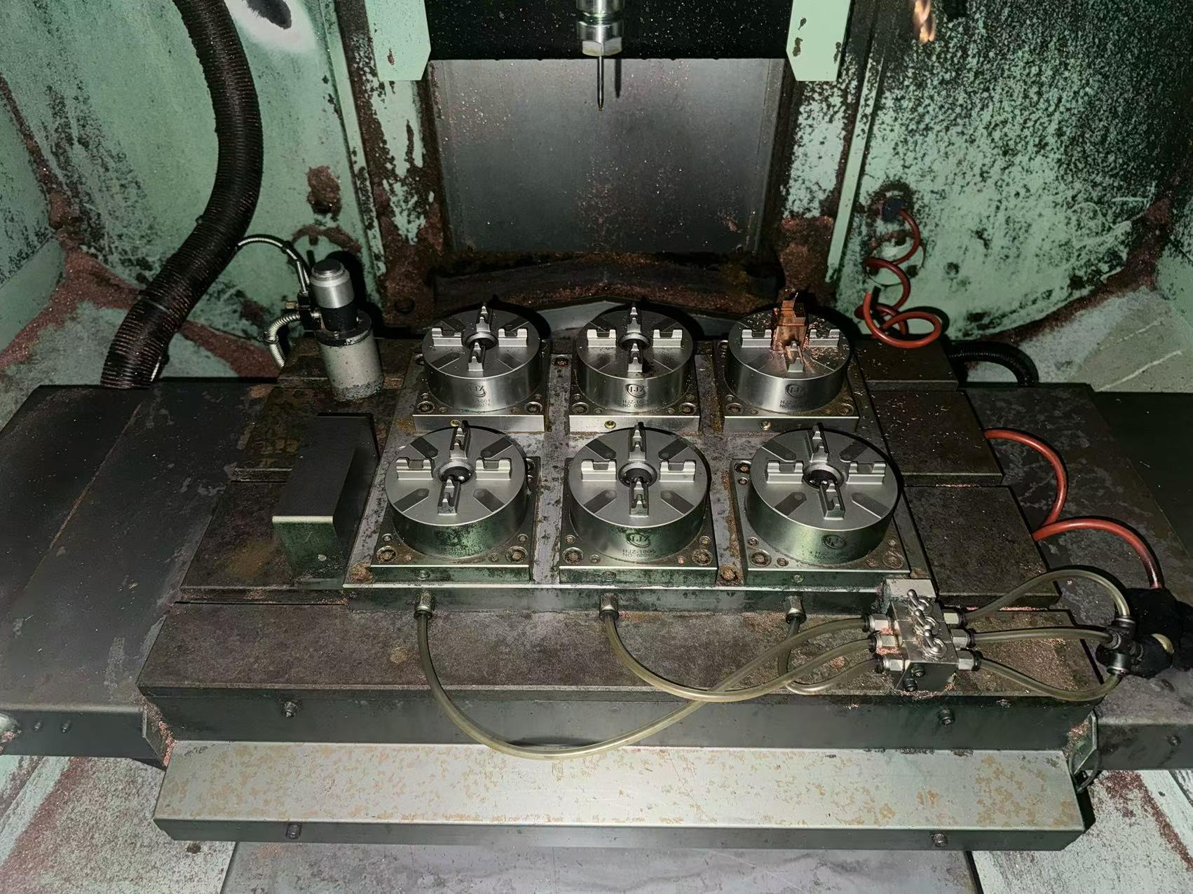 Used Fanuc D 14 MiB Vertical Machining Center photo 4