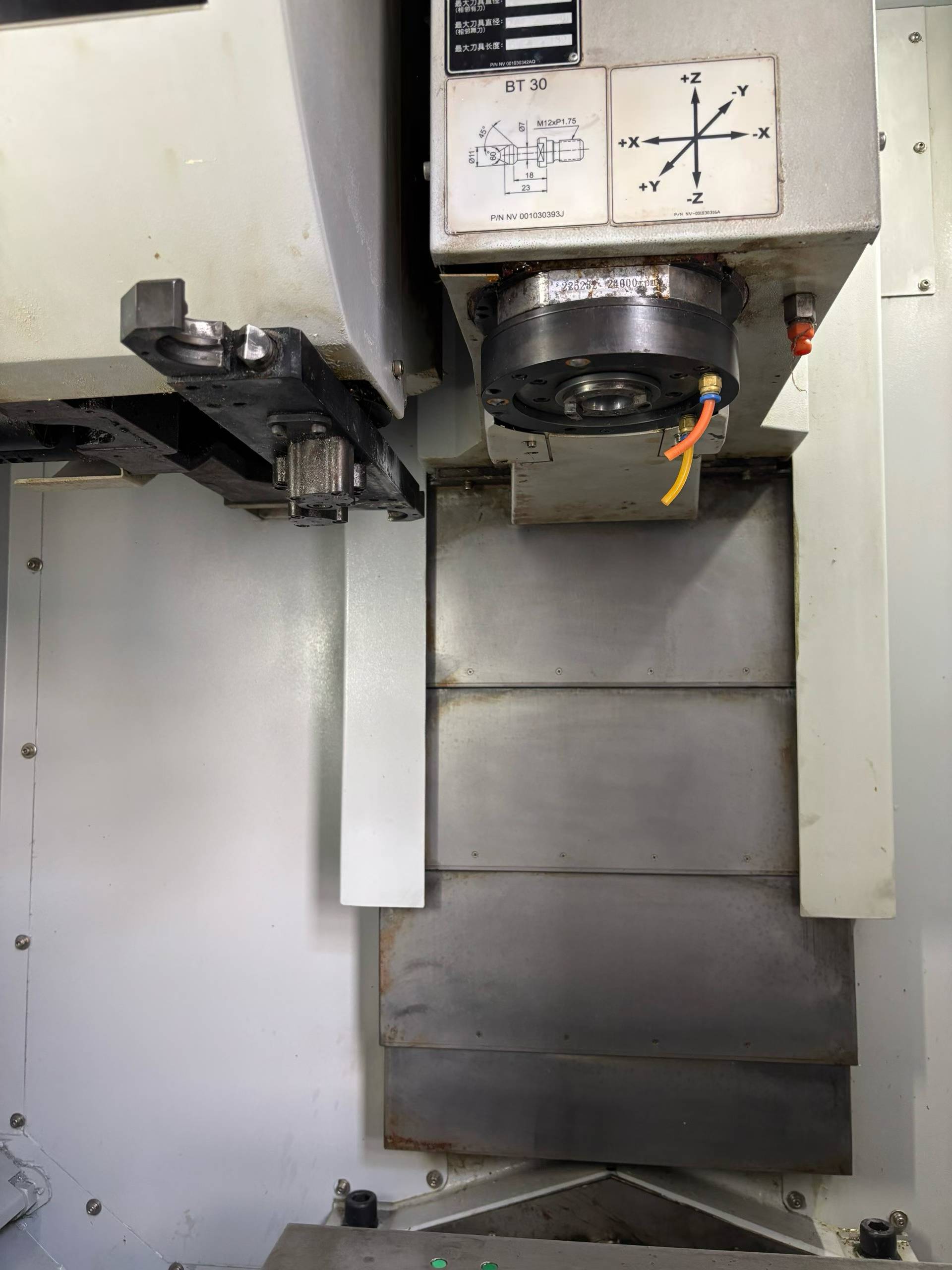 Used Hardinge GX 480 DT Vertical Machining Center photo 3