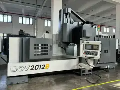 Used YCM DCV 2012 B Vertical Machining Center with Fanuc MXP 200 i Control photo 1