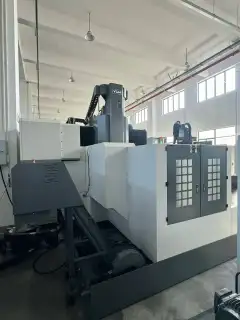 Used YCM DCV 2012 B Vertical Machining Center with Fanuc MXP 200 i Control photo 4