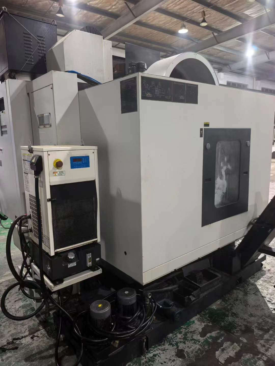Used FEELER FVP-800 A Vertical Machining Center with FANUC 0i-MF Control photo 4
