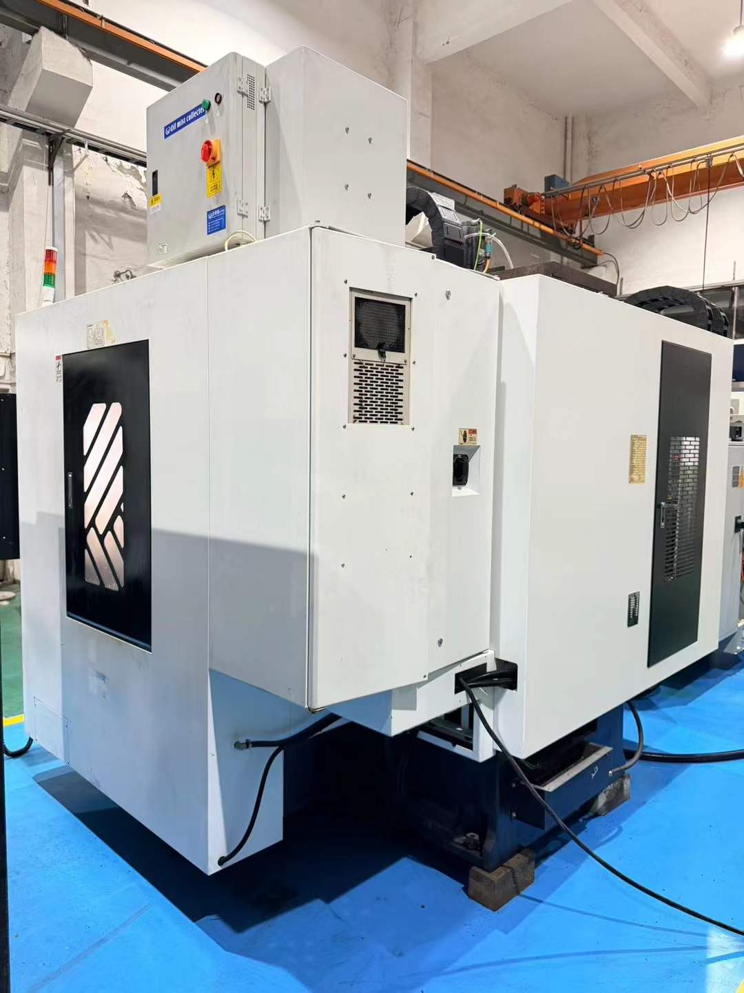 Used Gamma HV-800 L Vertical Machining Center with Siemens 828 D Control photo 6