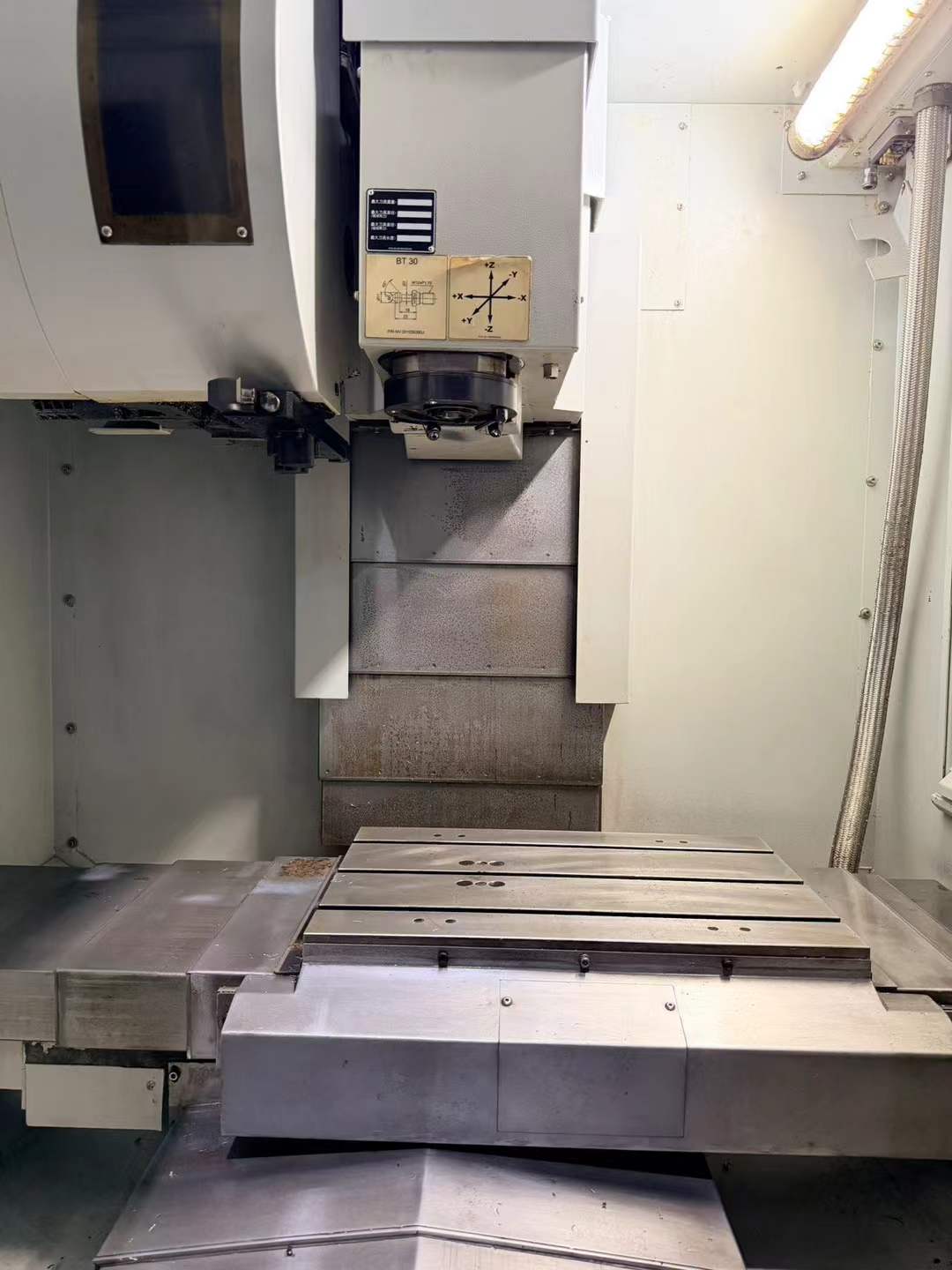 Used Hardinge GX 480 DT Vertical Drilling and Tapping Center photo 4