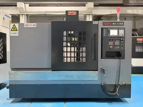 Centro de mecanizado vertical KAFO MV-116 B usado con FANUC 0i-MF