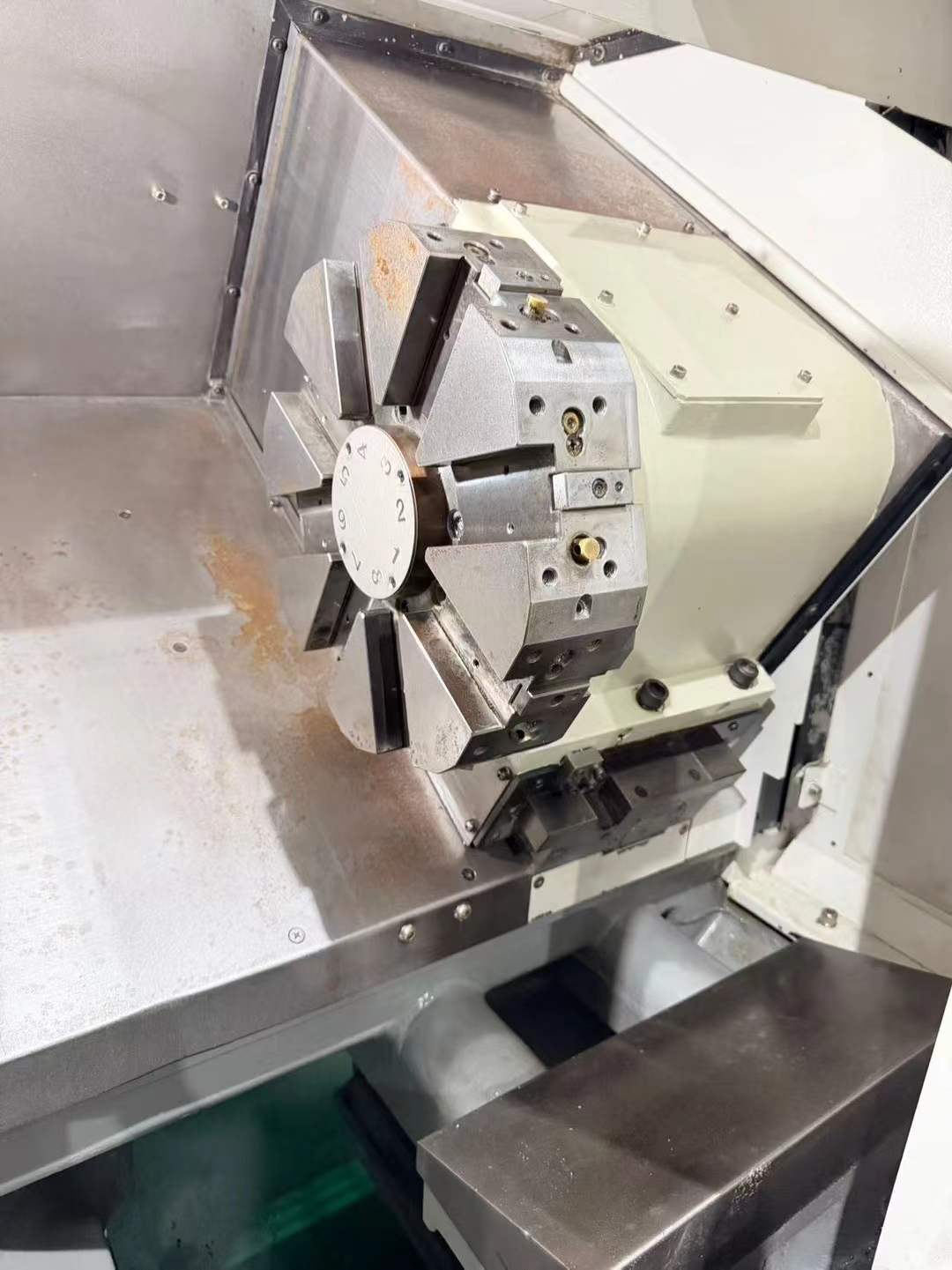 Used Takisawa TCN-2100 CL 3 CNC Horizontal Lathe with FANUC 0i-TF photo 6