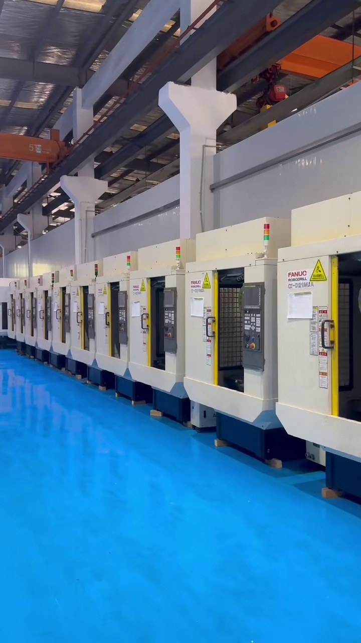 Used FANUC D 21 MiA Drilling and Tapping Center video thumbnail