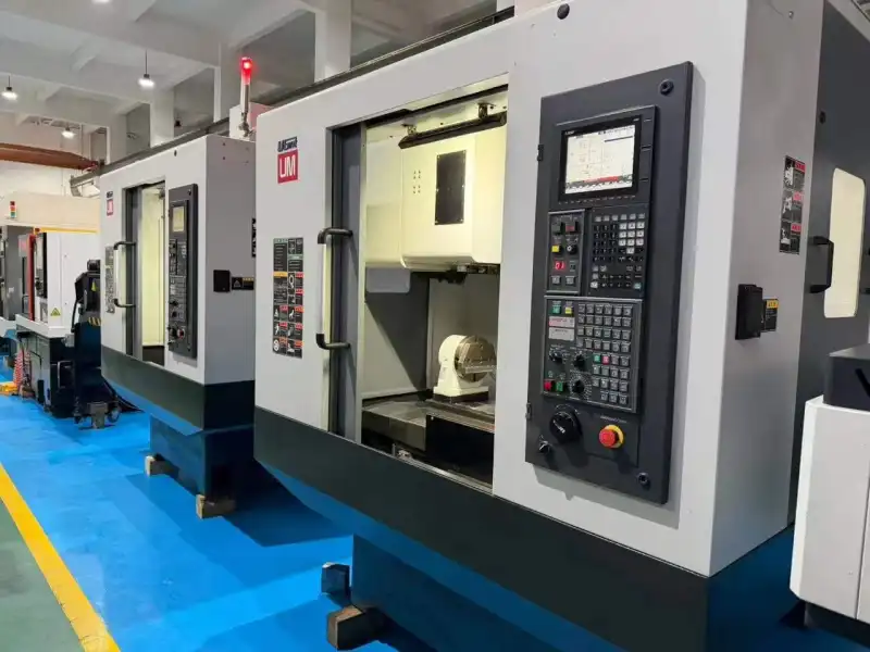Used UGYUT UM 450 Machining Center with Mitsubishi M 80 A Control photo 1