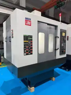 Used UGYUT UM 450 Machining Center with Mitsubishi M 80 A Control photo 2
