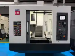 Used UGYUT UM 450 Machining Center with Mitsubishi M 80 A Control photo 3