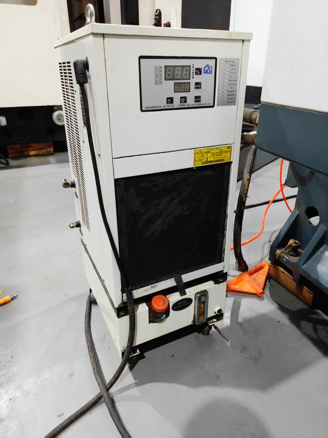 Aoslong 540 Small Vertical Machining Center with Fanuc Oi-MD photo 4