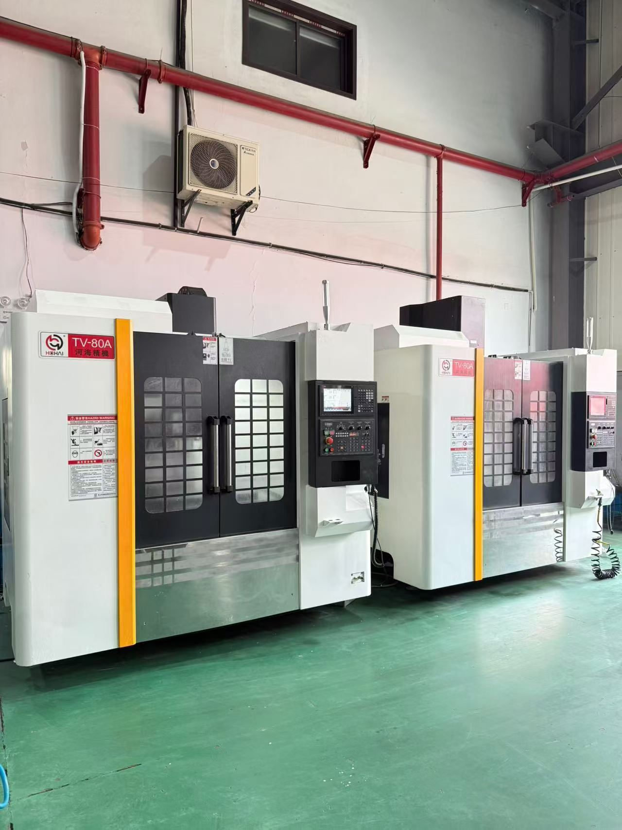 เครื่องแมชชีนนิ่งเซ็นเตอร์แนวตั้ง Hehai Jingji TV 80 A พร้อมระบบควบคุม Mitsubishi M 80 (มี 4 เครื่อง)