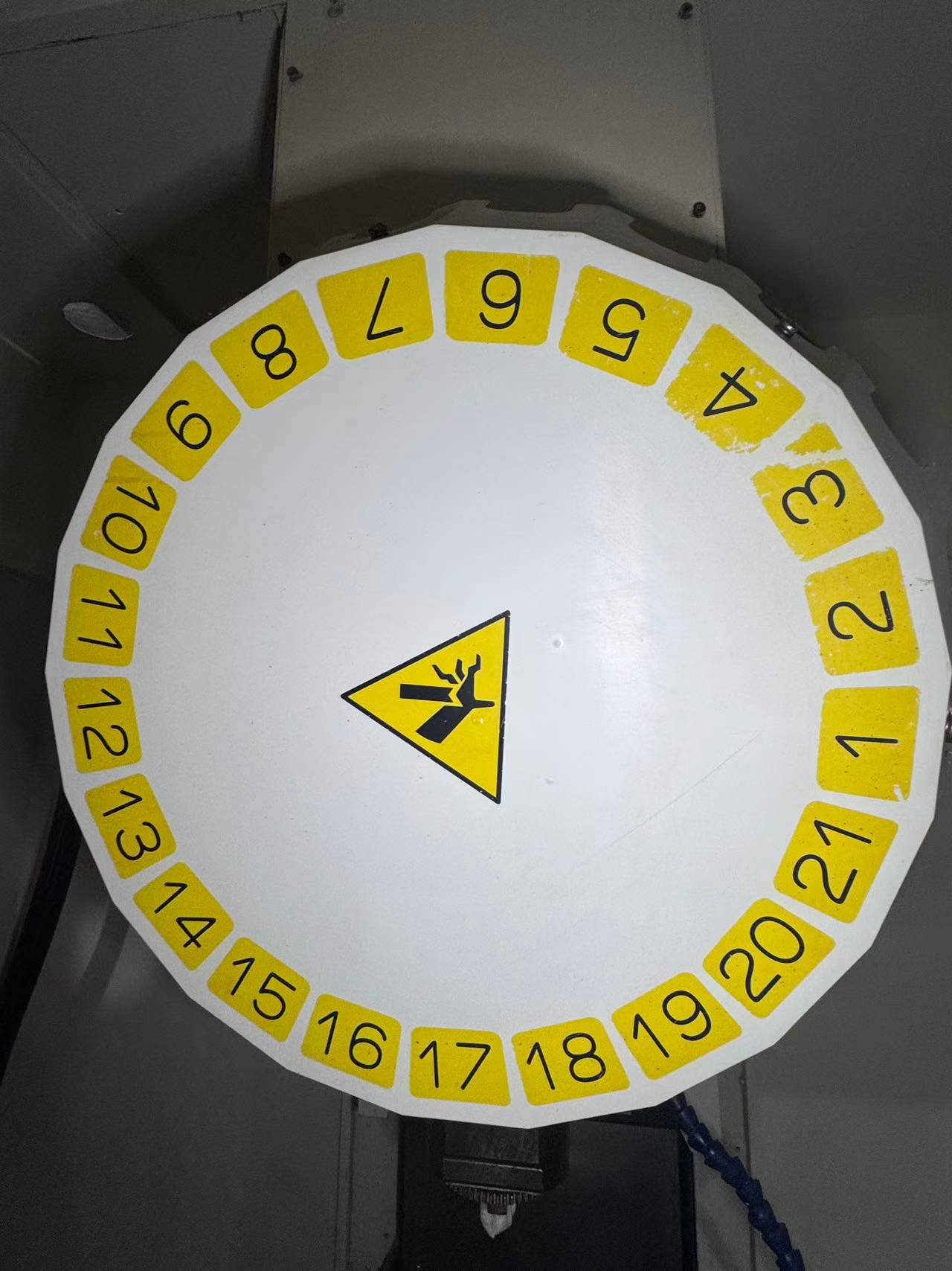 Used Fanuc Drilling and Tapping Center for Sale photo 4