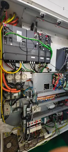 Used Mazak FJV-35/60 L Machining Center for Sale photo 2