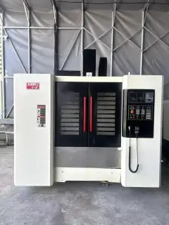 Used Qiaofeng V 8 Machining Center with Mitsubishi M 70 Control photo 1