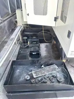 Used Qiaofeng V 8 Machining Center with Mitsubishi M 70 Control photo 6