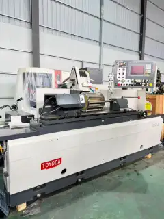 Used Toyoda GL 4 P-100 CNC Cylindrical Grinding Machine photo 1