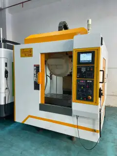 Used Daxing T-600 Vertical Machining Center with Mitsubishi M 80 Controller photo 1