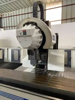 Used Puladi 4500 Profile Machining Center with BT30 Spindle and FANUC MF Plus photo 2