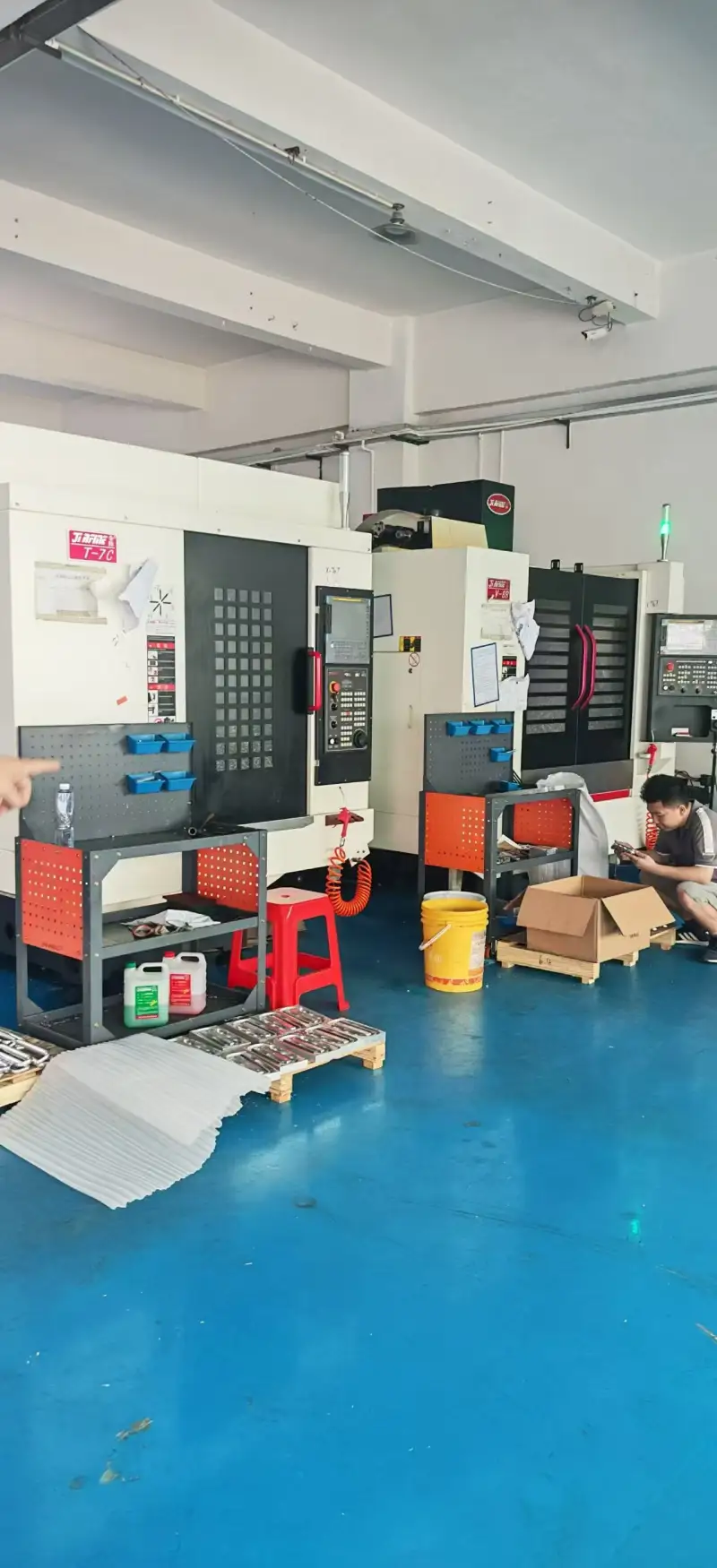 Used Qiaofeng V-8 B Machining Center and T-7 C Drilling Tapping Center 2025 photo 1