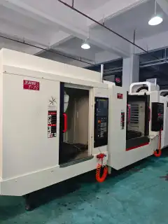 Used Qiaofeng V 8 B Vertical Machining Center photo 8