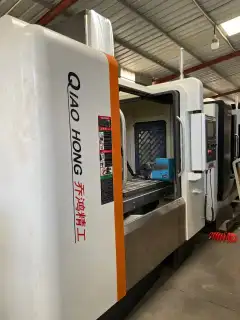 Used Qiaofeng V-8 Machining Center with FANUC 0i-MF Plus photo 4