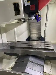 Used Qiaofeng V-8 Machining Center with FANUC 0i-MF Plus photo 6