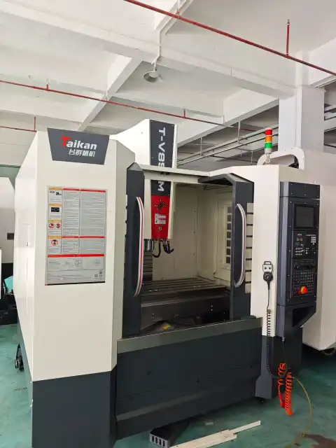 Pusat Pemesinan Bekas Taiqun T-V 850 M dengan Mitsubishi M80VA