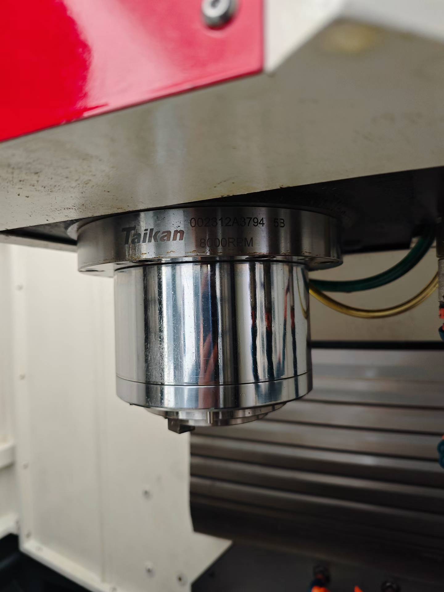 Used Taiqun T-V 850 M Machining Center with Mitsubishi M 80 Va photo 2