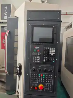 Used Taiqun T-V 850 M Machining Center with Mitsubishi M 80 Va photo 3