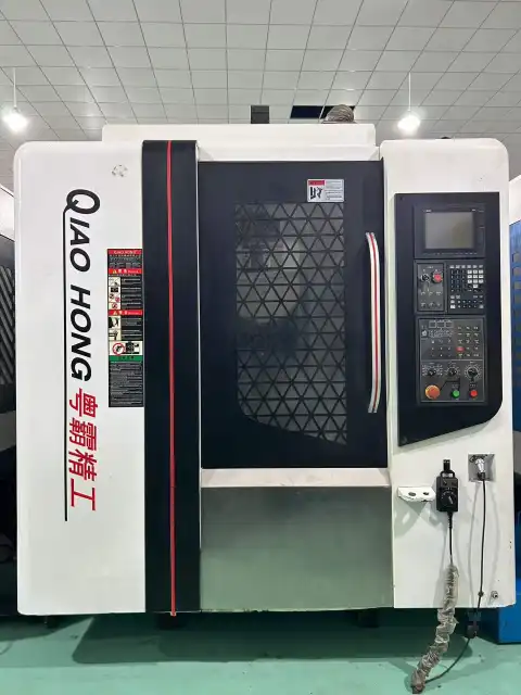 Centro de taladrado y roscado CNC JONE T 6 usado con Mitsubishi M 80