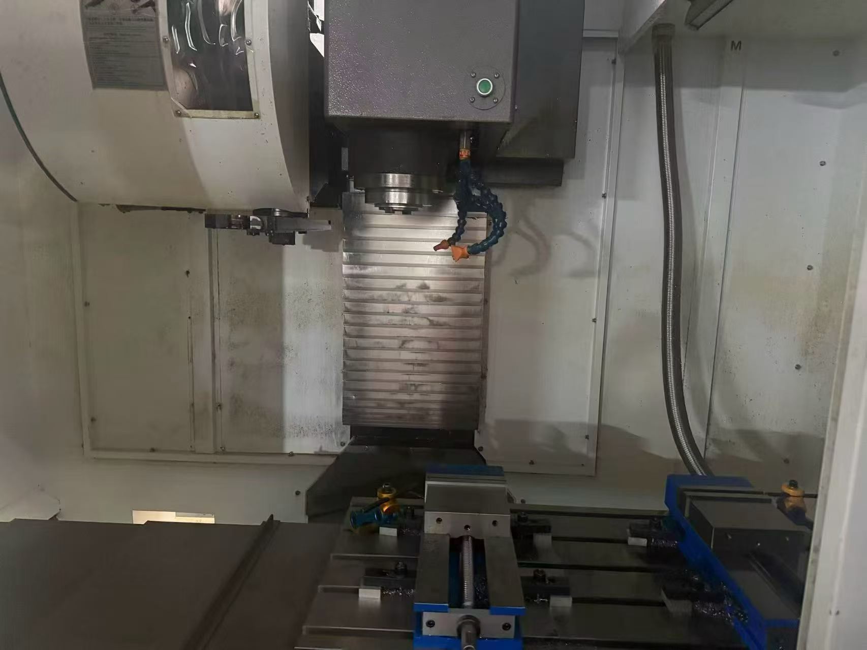 Mingke V 850 CNC Machining Center (2025) photo 3