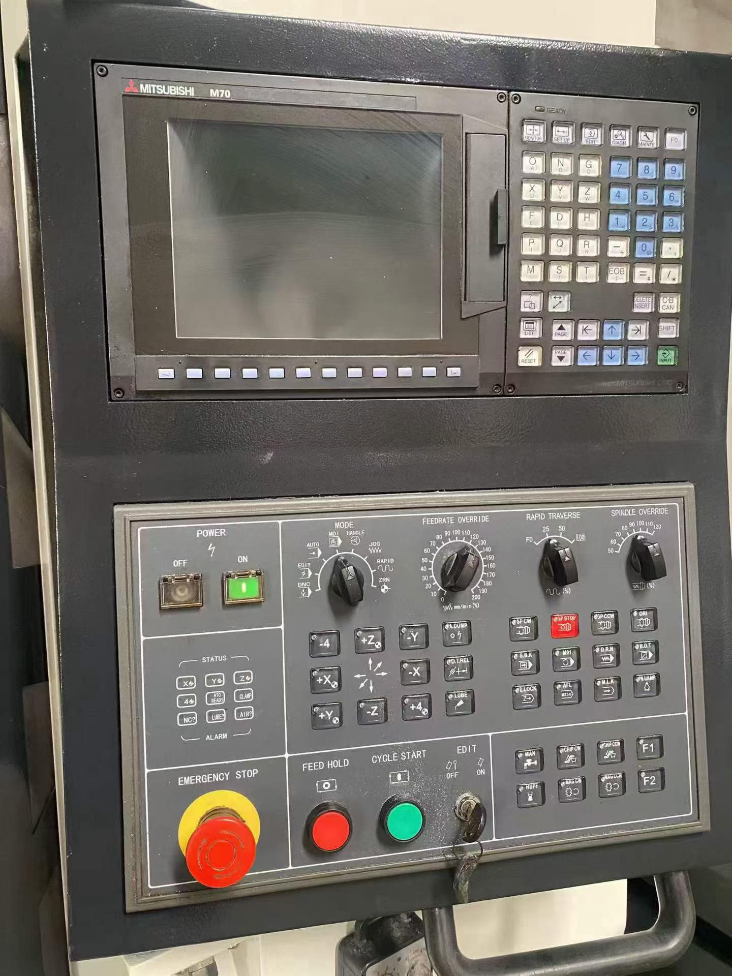 Used Baofeng 750 V Vertical Machining Center with Mitsubishi M 70 photo 4