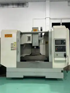 Used Dehao V 11 Heavy-Duty Machining Center with Mitsubishi M 80 photo 2
