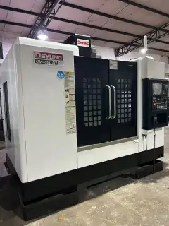 Used Deyang 850 Machining Center with Mitsubishi M 80 photo 7