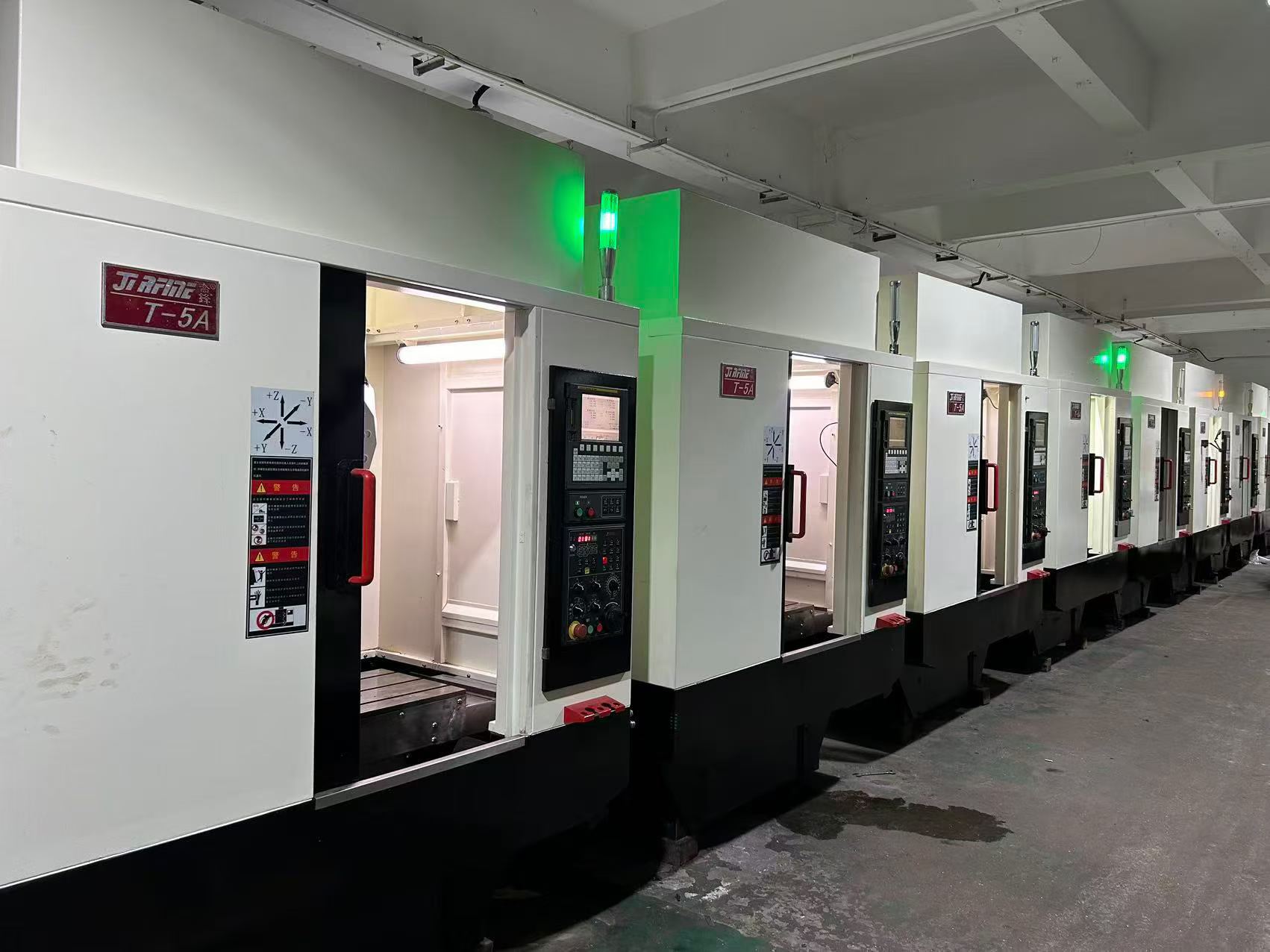 Used Qiaofeng T 5 Drilling and Tapping Center with Fanuc MF photo 2