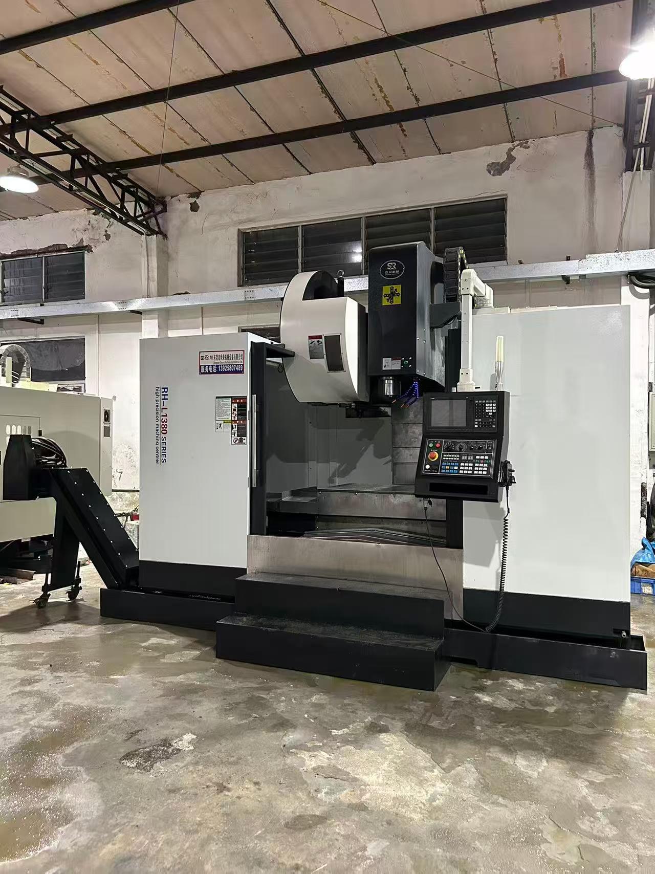 Used Shirong 1380 Machining Center with Mitsubishi M 80 Control photo 2