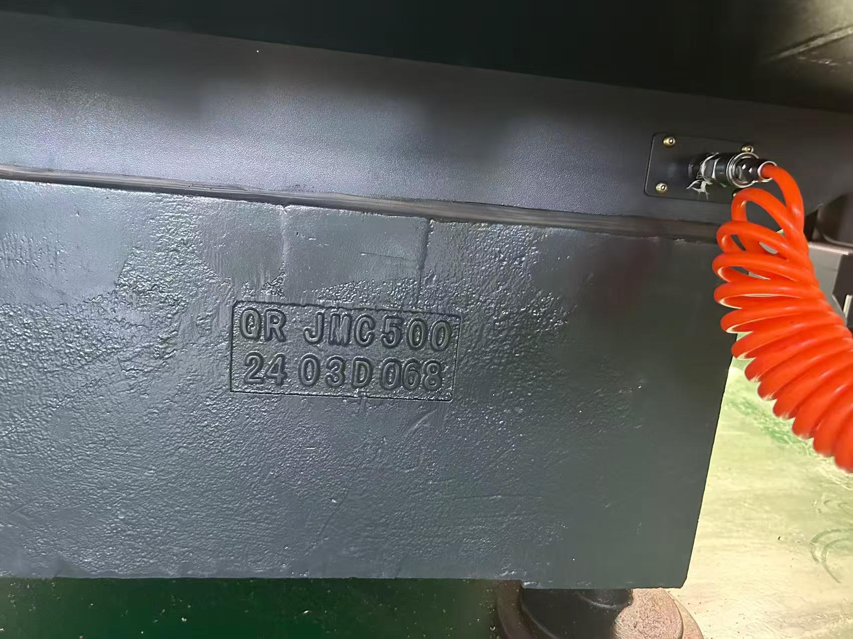 Used Taiyi T 540 Drilling and Tapping Center with Mitsubishi M 80 photo 3