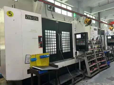 Pusat Permesinan Taizheng You ZYM-1375 L Bekas dengan Mitsubishi M80