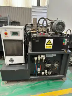 Used Deyang 6547 Gantry Machining Center with FANUC 0i-MF Plus photo 4