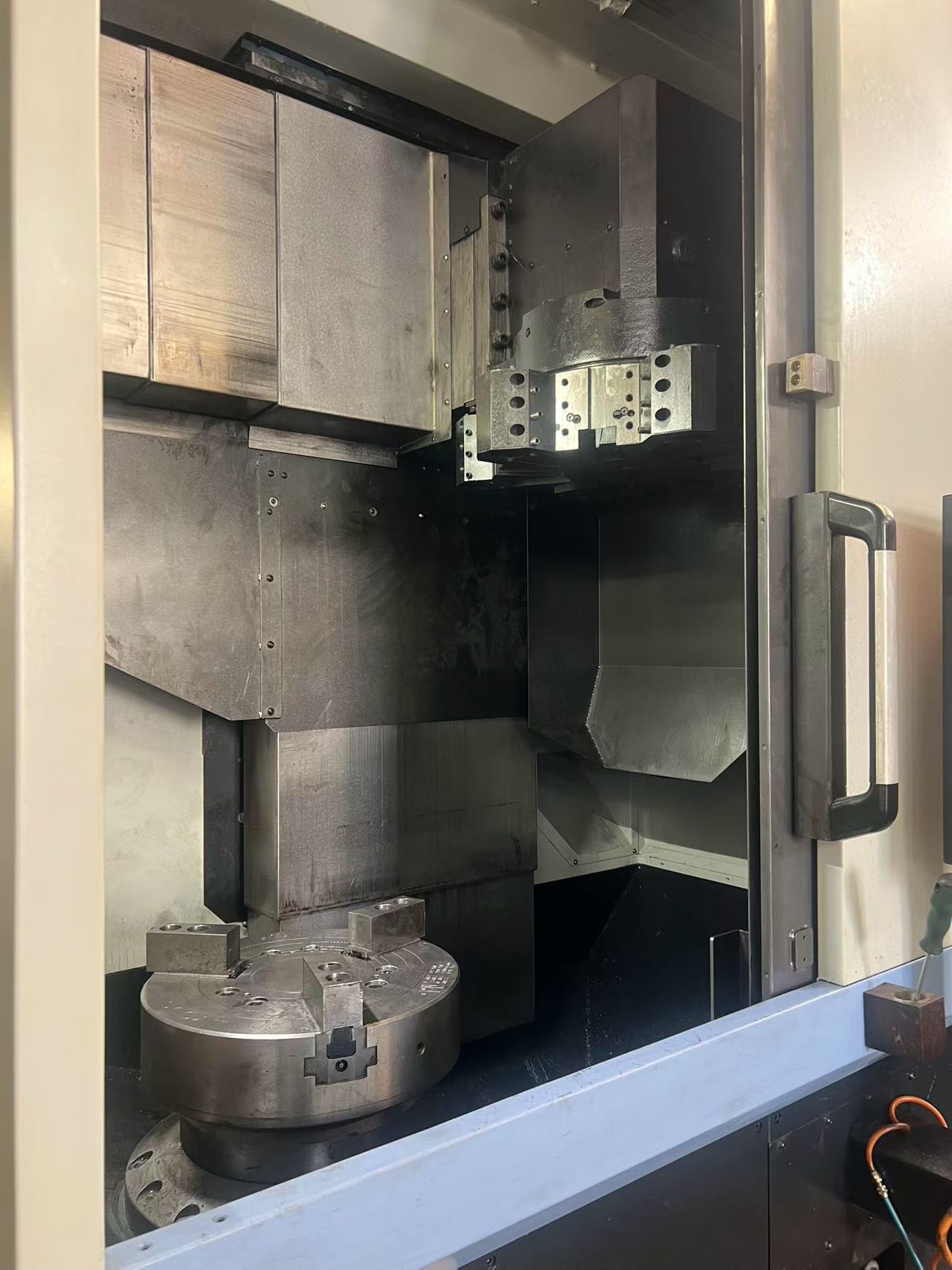Used DN Solutions 8305 CNC Vertical Lathe – 6 Units Available photo 5