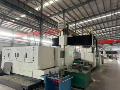 Máquina de fresado tipo pórtico Haitian de 5 m con controlador FANUC MF Plus usada