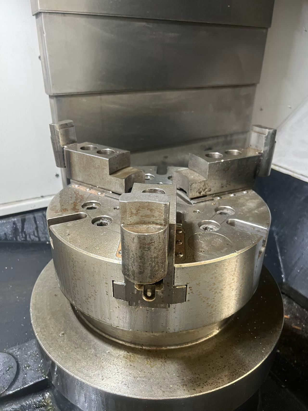 Neway 502 S CNC Vertical Lathe photo 4
