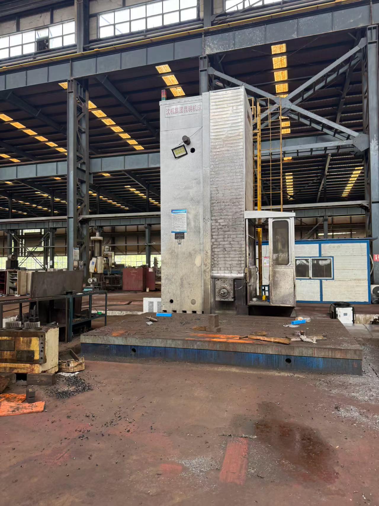 Used Kunming TK 6920 A CNC Floor-Type Boring and Milling Machine with Siemens photo 2