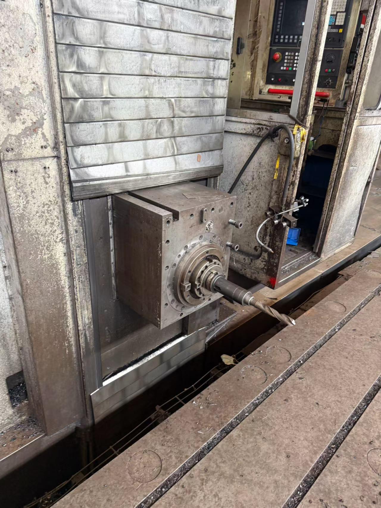 Used Kunming TK 6920 A CNC Floor-Type Boring and Milling Machine with Siemens photo 4