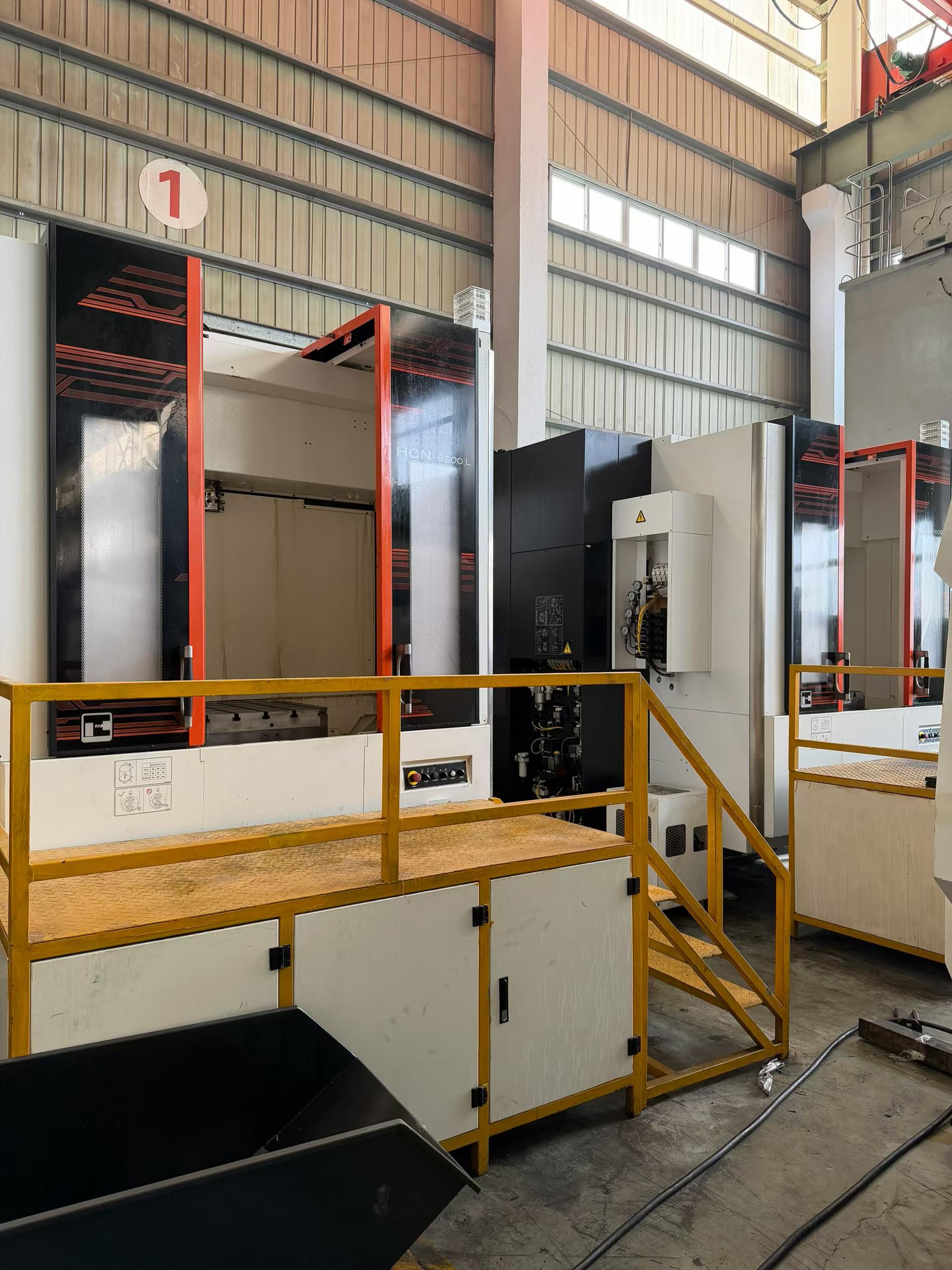 Б/у горизонтальный обрабатывающий центр Mazak 6000 L с двумя паллетами
